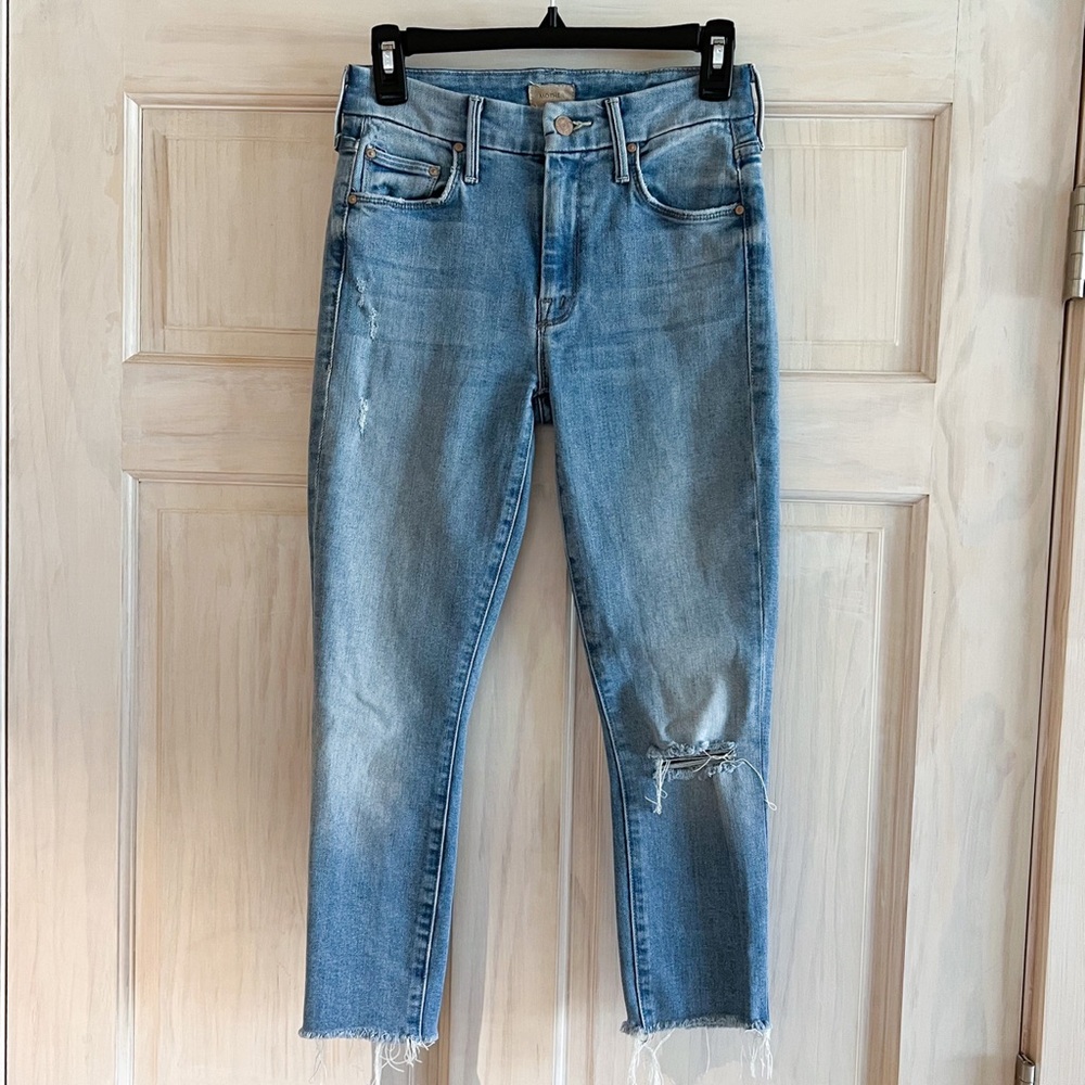 MOTHER Light Blue Distressed Ankle Jeans The Looker Ankle Step Fray 25